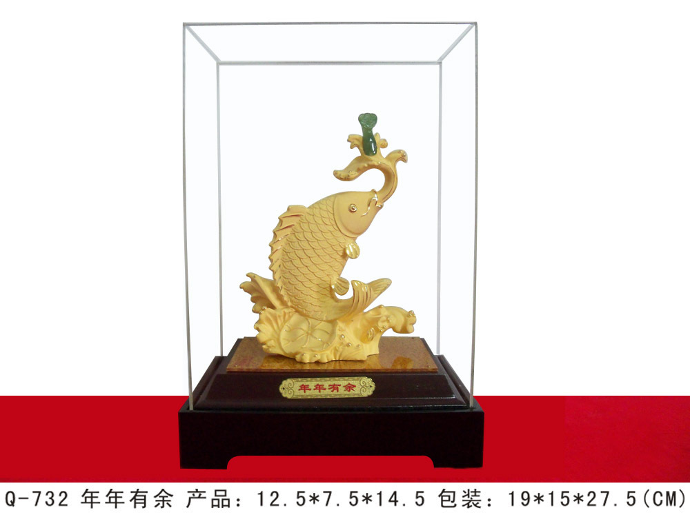 绒沙金礼品 732年年有余 黄金摆件 招财鱼 厂家直销图片,绒沙金礼品 732年年有余 黄金摆件 招财鱼 厂家直销图片大全,东莞市长安齐胜工艺礼品厂-